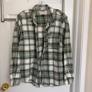 Universal Thread plaid flannel shirt